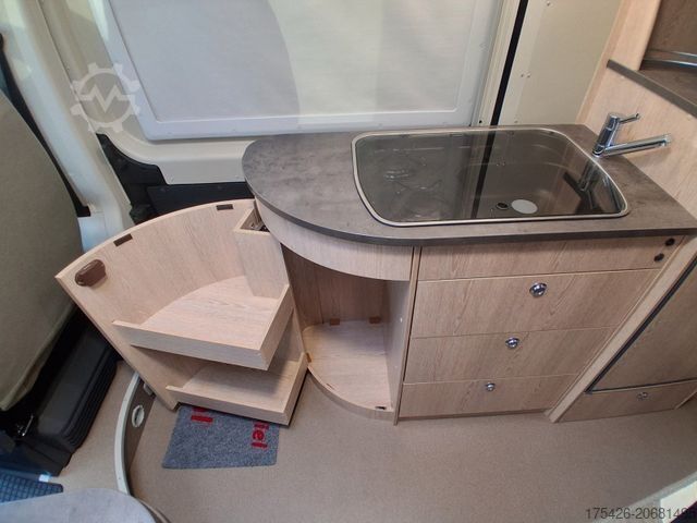 Asuntoauto PÖSSL Summit 640 *Maxi*Luftfeder+höher*Winterpaket+6E*