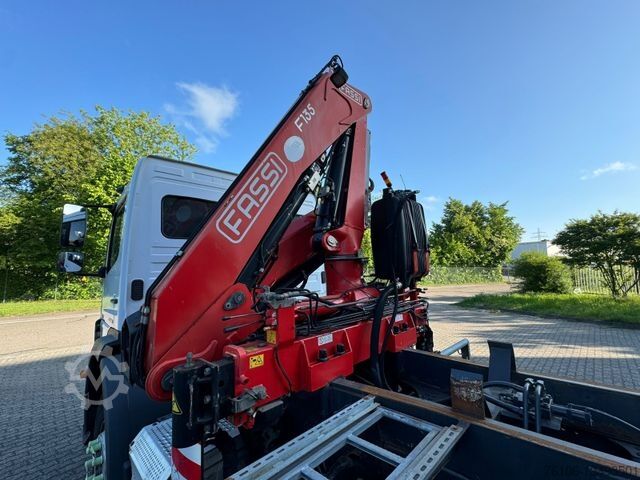 Autokran MERCEDES-BENZ Axor 2633 Kipper mit Kran Fassi F135
