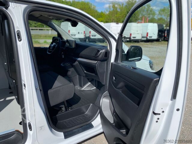 Lång skåpvagn FIAT Scudo L3 Aut. Carplay. Navi. Klima. PDC