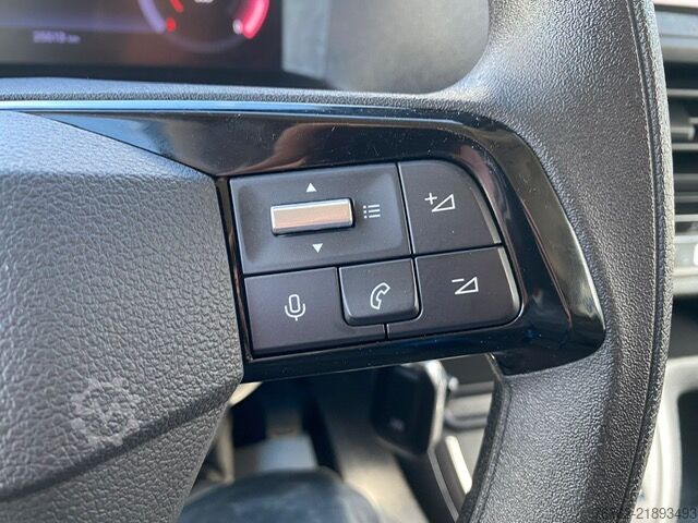 Lång skåpvagn FIAT Scudo L3 Aut. Carplay. Navi. Klima. PDC