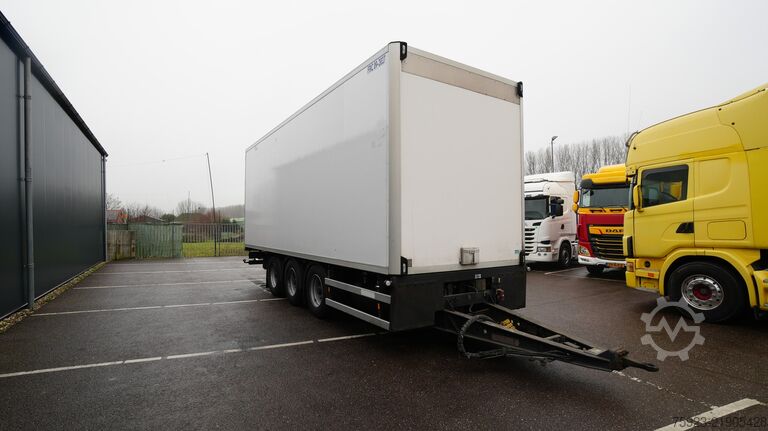 Transporte refrigerado/congelado Groenewegen 3 Axle frigo trailer with CARRIER SUPRA 950 MT