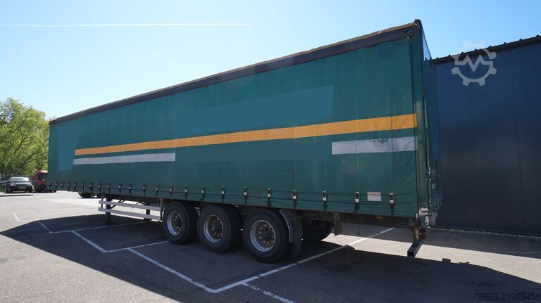 Sliding tarpaulins Burg 3 axle curtainside trailer