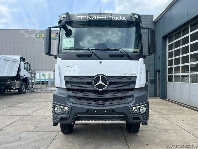 Mercedes-Benz Actros 3348 S 6x4 Tractor Head Mercedes-Benz Actros 3348 S 6x4 Tractor Head