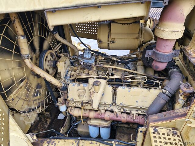挖掘机械 Caterpillar D9L