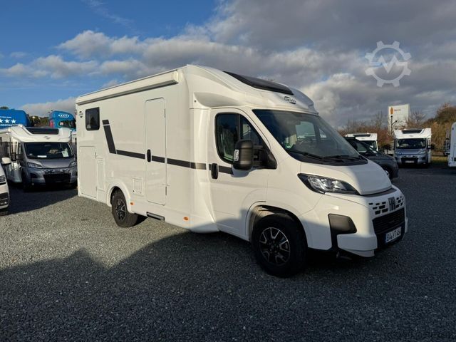 Caravana semiintegrada CARADO T 338s