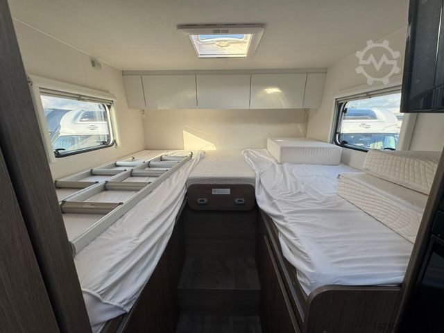 Caravana semiintegrada CARADO T 338s