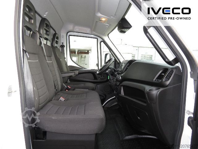 Transporter mit Koffer IVECO Daily 70C18A8 Koffer/LBW Klima, NL 3083kg