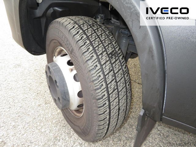 Transporter mit Koffer IVECO Daily 70C18A8 Koffer/LBW Klima, NL 3083kg