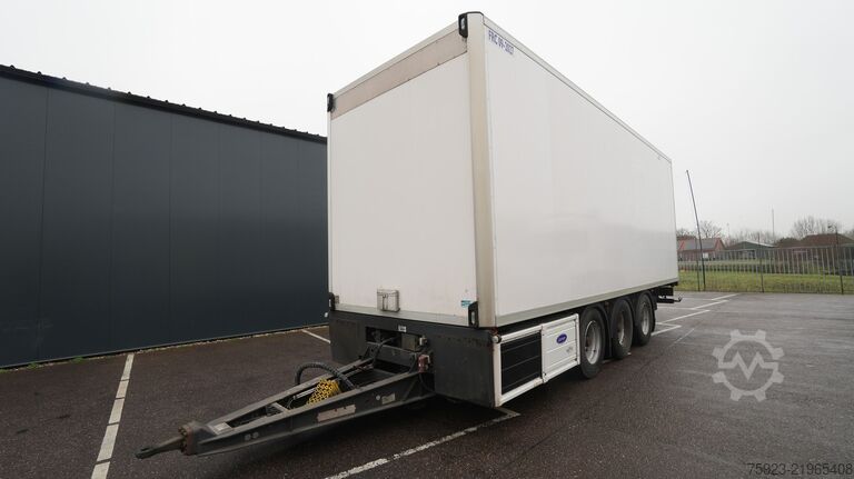 Transport refrigerat/congelat Groenewegen 3 AXLE FRIGO TRAILER