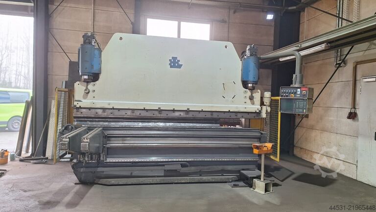 Presă frână CNC Lotze 327 x 1500 KN
