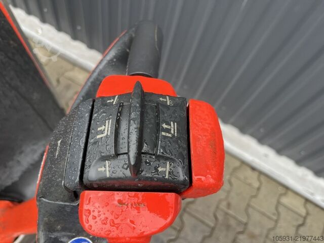 رافعة المشاة Linde L14i