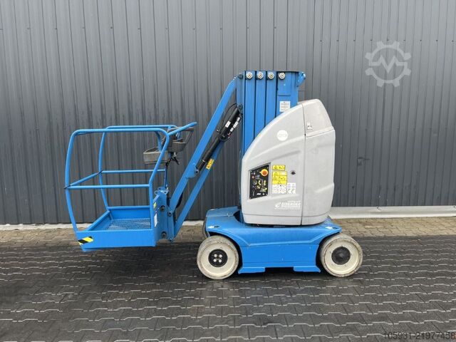 منصة الصاري تلسكوبية JLG Toucan 10E-L