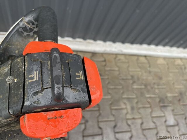 رافعة المشاة Linde L10