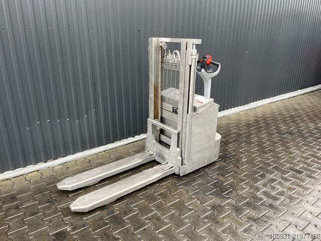رافعة المشاة Linde D08
