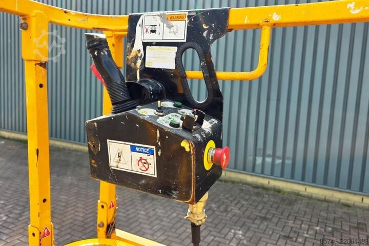 Elevador de tesoura Haulotte Compact 10N Electric, 10m Working Height, 230kg Ca