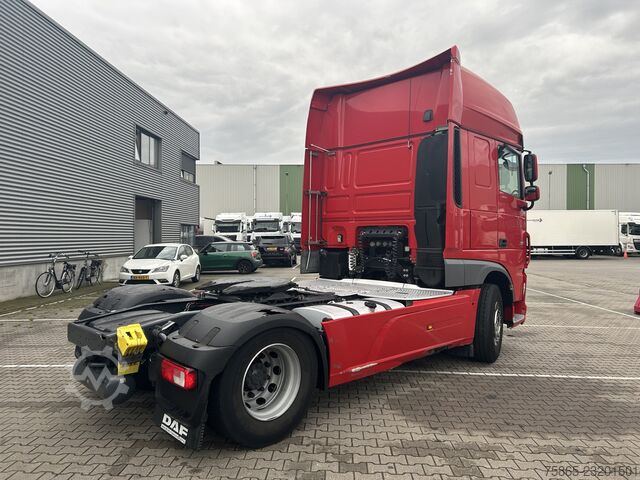 DAF XF 480 FT Super Space Cab / 324 000 km / 2 réservoirs / Frein MX / Camion NL DAF XF 480 FT Super Space Cab / 324 dkm / 2 Tanks /...