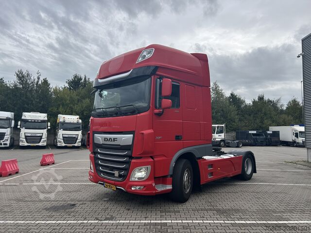 DAF XF 480 FT Super Space Cab / 324 000 km / 2 réservoirs / Frein MX / Camion NL DAF XF 480 FT Super Space Cab / 324 dkm / 2 Tanks /...
