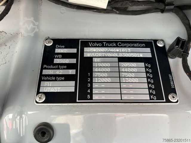 Volvo FH 460 Globetrotter / 759 000 km / Tachygraphe V2 / Climatisation nocturne / 2 réservoirs / Co Volvo FH 460 Globetrotter / 759 dkm / Tacho V2 / Nigh...