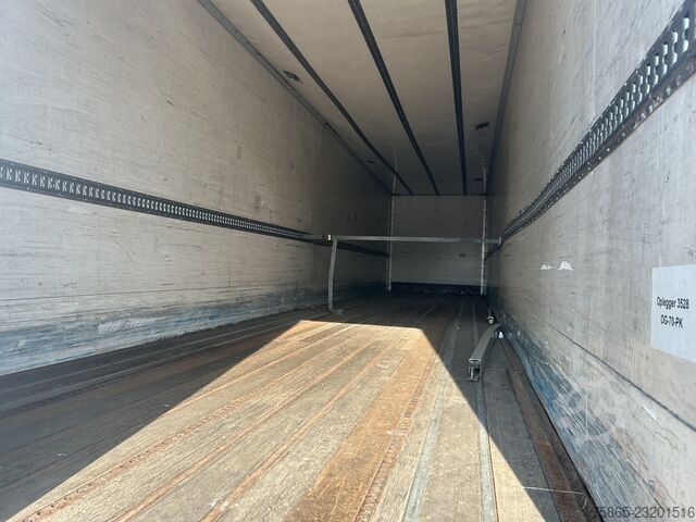 Pacton T3 001 / Baú -> Danos / Freios a disco / Plataforma de carga não funcional Pacton T3 001 / Box -> Damage / Schade / Disk Brakes /...