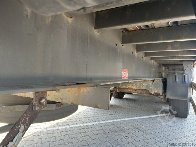 Pacton T3 001 / Baú -> Danos / Freios a disco / Plataforma de carga não funcional Pacton T3 001 / Box -> Damage / Schade / Disk Brakes /...
