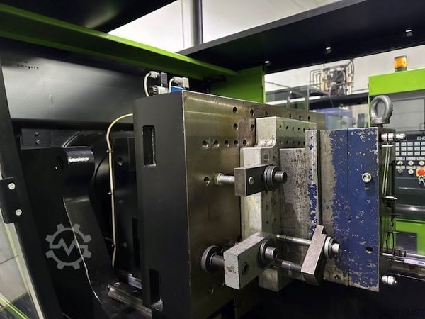 Stroj za injekcijsko prešanje Engel Victory 330/90