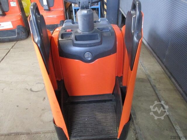 2020 TOYOTA LPE200 - 2452 TOYOTA LPE200