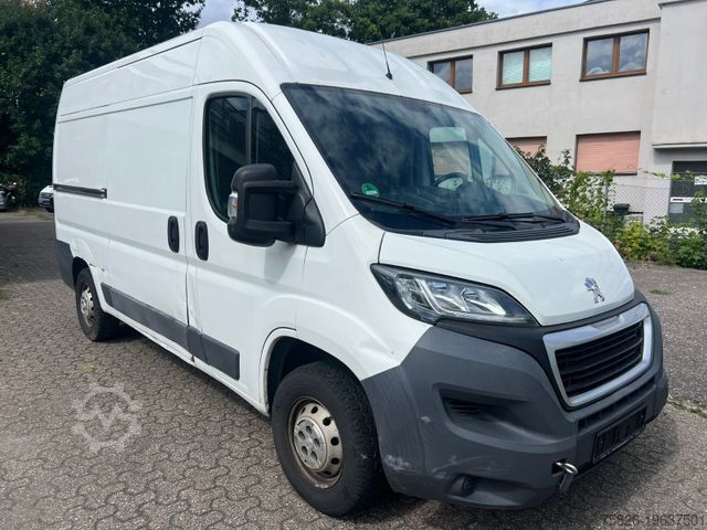 Kastenwagen hoch PEUGEOT Boxer L2H2 2,2Klima*TempoKamera Pdc Motorschaden