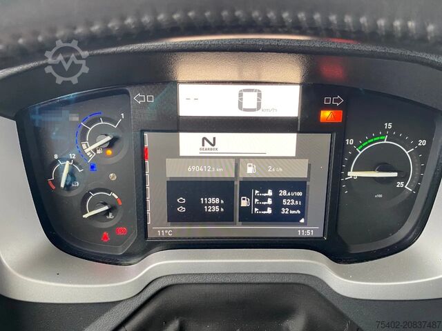 Standard-SZM Renault T460 / Retarder / Stand Airco / 2x Tank