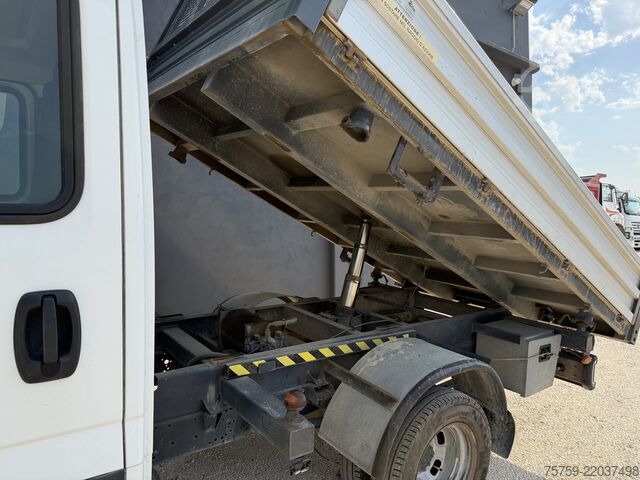 Carrinha basculante trilateral Iveco Daily 35C14 DOKA Kipper Euro6b ABS