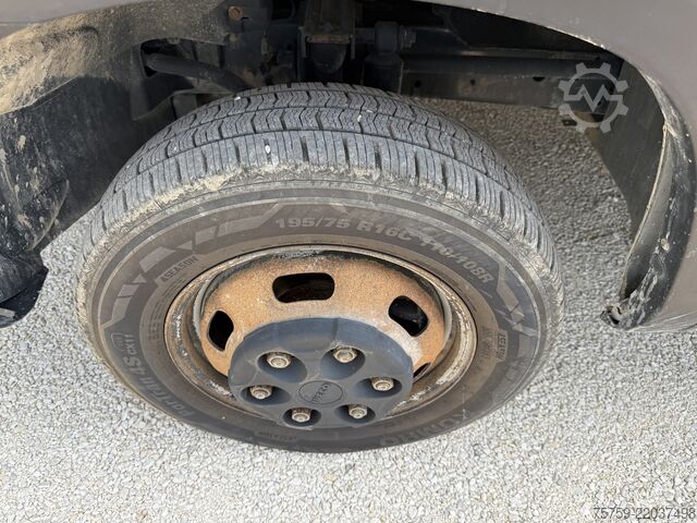 Carrinha basculante trilateral Iveco Daily 35C14 DOKA Kipper Euro6b ABS