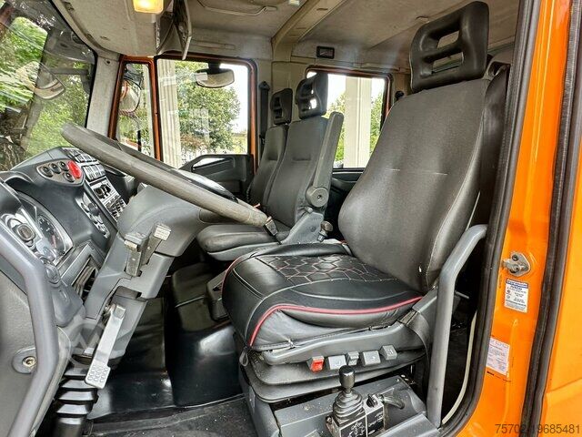 कस्टमाइज़्ड वैन Iveco Eurocargo ML80E18 DOKA 7-Sitzer 3-Seitenkipper