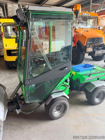 Kehrmaschine Egholm/Nilfisk Park Ranger 2150