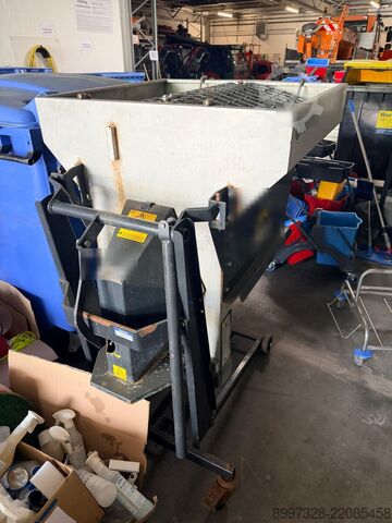 Kehrmaschine Egholm/Nilfisk Park Ranger 2150
