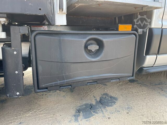 Dvigubos kabinos furgonas Ford Transit Kipper aus 1.Hand+Klima+AHK+EU5