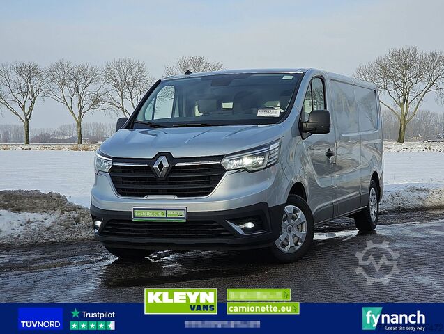 Camioneta familiar de techo alto RENAULT TRAFIC 2.0 DCI L2H1 Navi Euro6 AC!