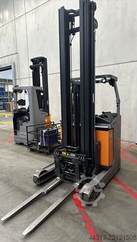 Stivuitor cu catarg retractabil STILL FM-X 14