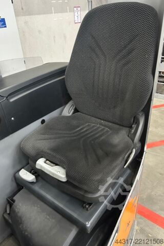 Stivuitor cu catarg retractabil STILL FM-X 14