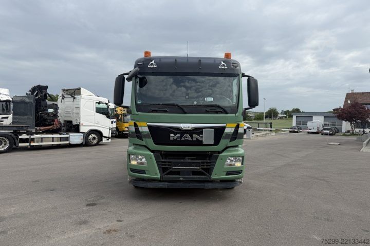 Standardni tegljač MAN TGS 26.480 6x4 Kipphydraulik / Swiss-Vehicle