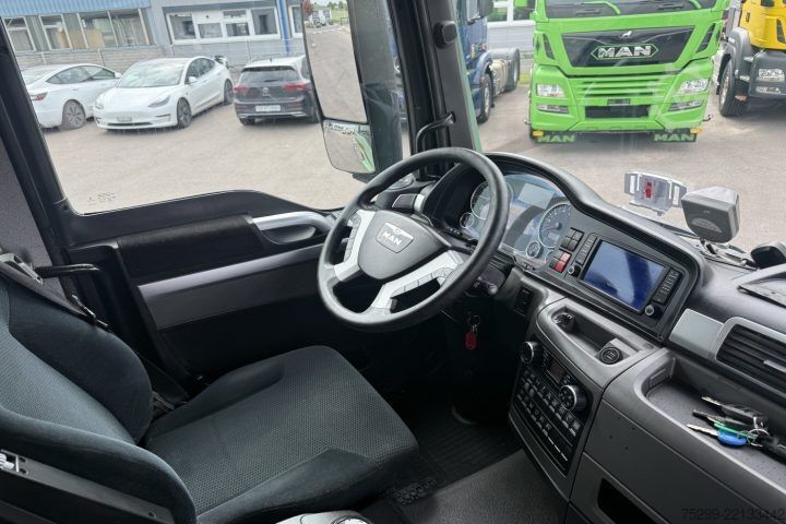 Standardni tegljač MAN TGS 26.480 6x4 Kipphydraulik / Swiss-Vehicle