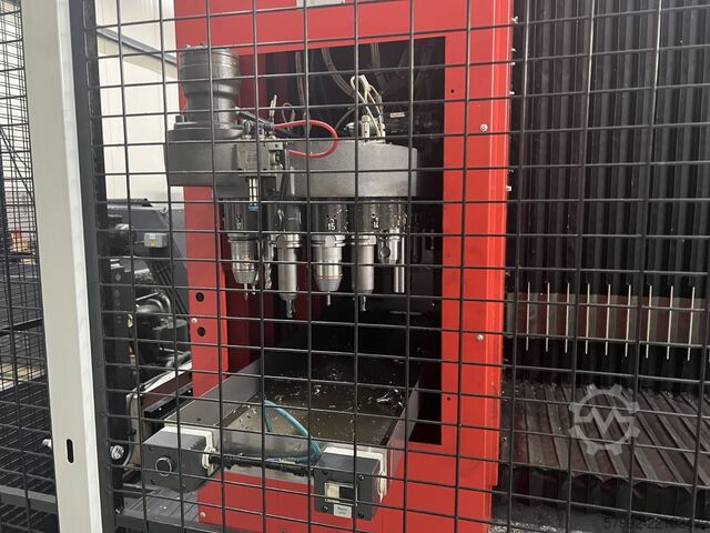 Centro de mecanizado universal Matec 30HV
