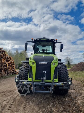 Traktor Claas Xerion 4000 VC