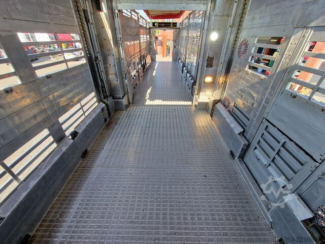 Перевезення великої рогатої худоби Finkl SAV35 - 3/3 deck livestock - Ventilation - Lift...
