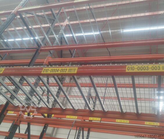 Aukšto lygio sandėlio padėklų stelažų sandėlis Meta / Thyssen Multipal N