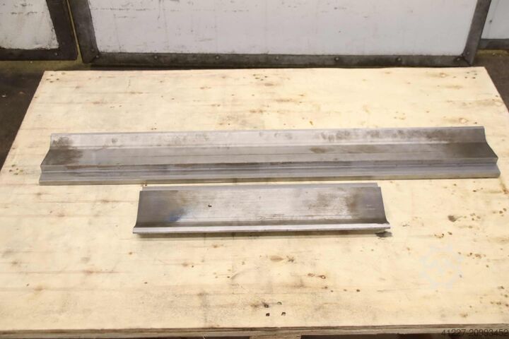 Abkantwerkzeug geteilt 1500 mm unbekannt 30/143 mm  R4