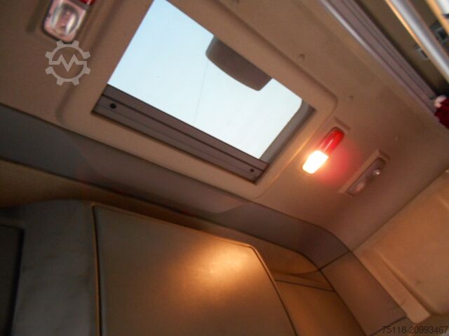 รถบรรทุกห้องเย็น DAF XF 460 FAN - 6x2 FRIGORIFERO