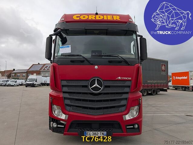 Posuvná plachta Mercedes-Benz Actros 2548