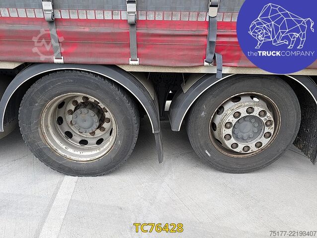 Posuvná plachta Mercedes-Benz Actros 2548