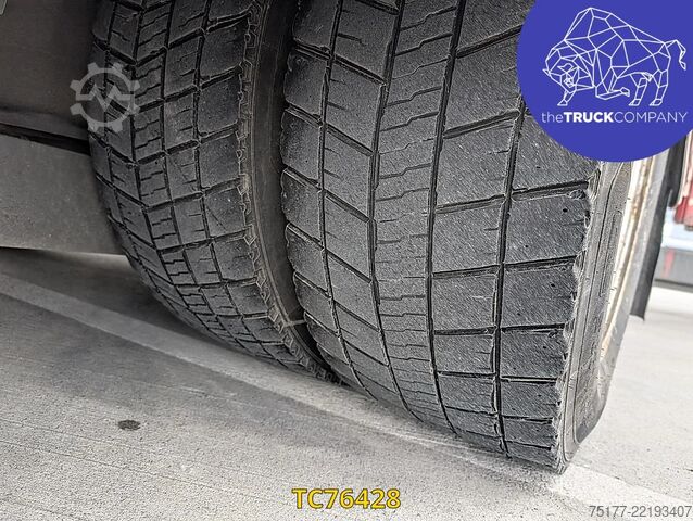 Posuvná plachta Mercedes-Benz Actros 2548