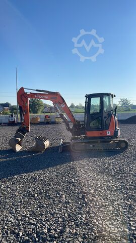 Mini-escavadora Hitachi Zaxis 48 U