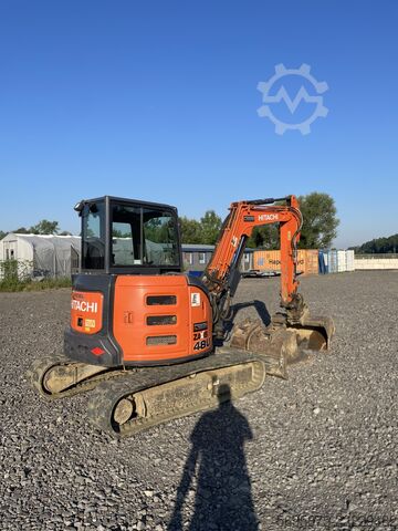 Mini-escavadora Hitachi Zaxis 48 U